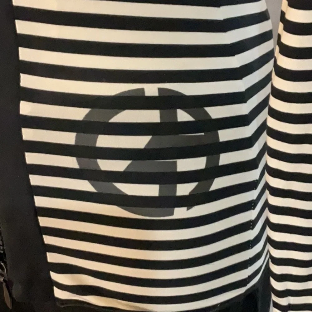 Giorgio Armani black & white stripe silk blend zip up jacket w/ logo size 8 - Picture 2 of 6
